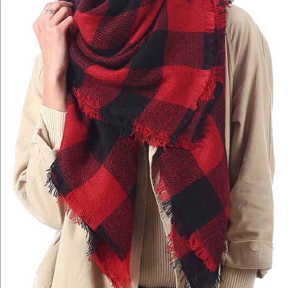 Accessories - 🔥3/$20 Buffalo Plaid Cozy Blanket Scarf